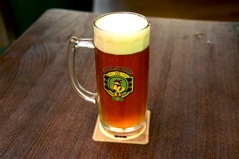 Светлое немецкое пиво Bierstube - легендарный вкус из Баварии | Кафе ...
