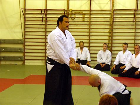 Art Martial Japonais Pratiqué Par Steven Seagal - Biographie de Steven Seagal