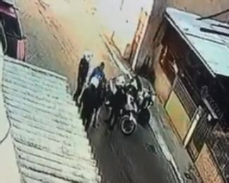 Οργή έχει προκληθεί από την δήλωση του αξιωματούχου σχετικά με τον 32χρονο πιλότο. Μπαλάσκας : Αναζητείται ο αστυνομικός που χαστούκισε το ...