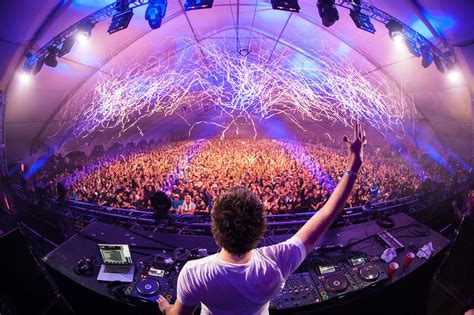 Download edm wallpapers free and share it to your friends. edm, Dubstep, Electro, House, Dance, Disco, Electronic, Concert, Rave Wallpapers HD / Desktop ...