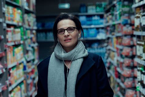 Who You Think I Am Review Juliette Binoche Dazzles As She Wrestles With Dual Identities