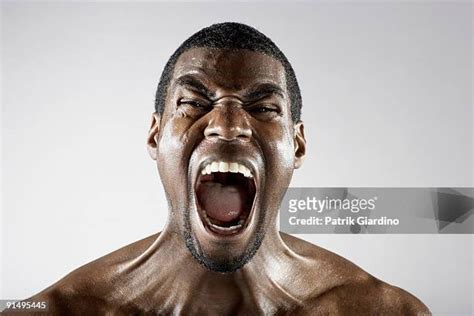 Black Guy Screaming Fotografías E Imágenes De Stock Getty Images