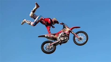 11,713 likes · 7 talking about this. Bikers Endrendrum Punnagai...Whats App Status.. - YouTube