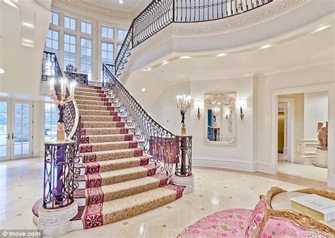 16 Outstanding Mansion Staircase Designs Top Dreamer