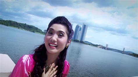Duet karaoke smule zahuddin & rossjingga. (ADL S3) Maria Bachok - Kasih Di Hati Sayang Di Mata - YouTube