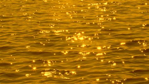 Liquid Gold Slow Motion Wide Arkivvideomateriale 100