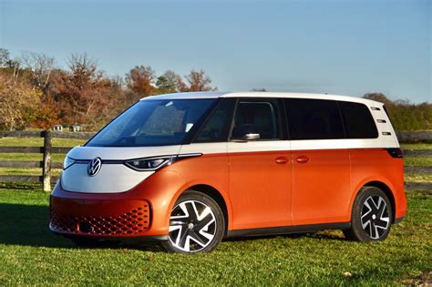 Driving The Mythical Idbuzz Vws New Electric Bus Popular Science