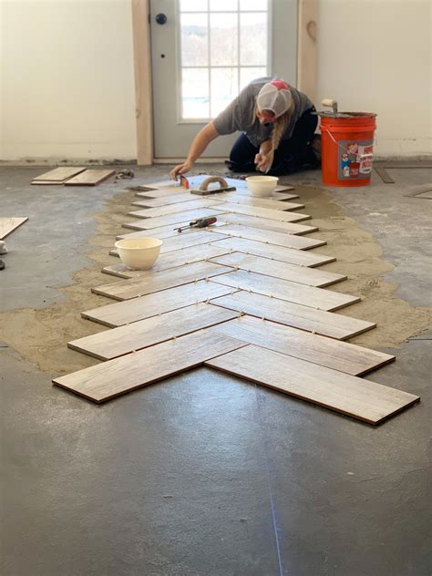 How To Install A Herringbone Pattern Wood Floor Viewfloor Co