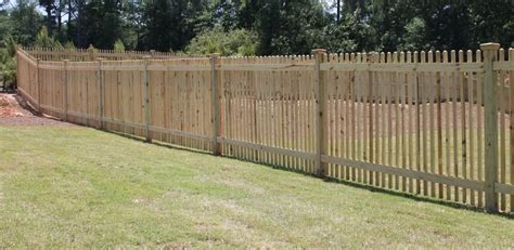 Custom Wood Picket Fence Accurate Fence Atlanta Fence Company