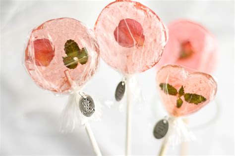 Diy Wedding Favors Bellini Petal Lollipops Sprinkle Bakes