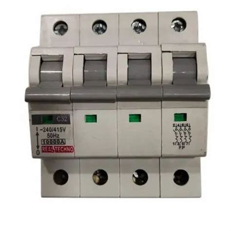 240 415 V 32 A 4 Pole Mcb Switch Breaking Capacity 10000 At Rs 180