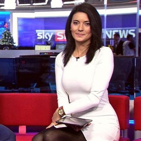 Top Reasons We Love Sky Sport Presenter Natalie Sawyer Sky Sports Presenters Sky Sports