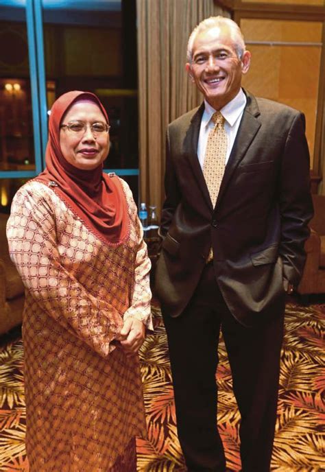 Et hashim datuk abdul rahim haji ne sont plus membres du comité; SIRIM HOLDS INDUSTRY NIGHT | New Straits Times | Malaysia ...