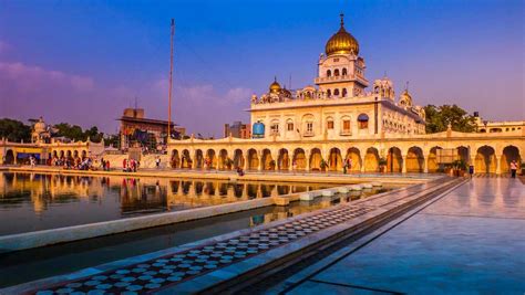 Gurudwara Bangla Sahib Delhi Langar Timings Architecture