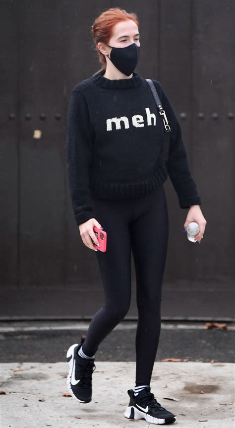 Zoey Deutch Cameltoe In Tight Leggings 12 Photos The Fappening