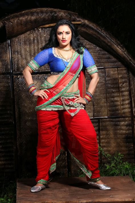 Siddique recollect swetha menon's past in paleri manikyam movie scenes. Swetha Menon Unseen Hot Stills - Telugu Actress Gallery
