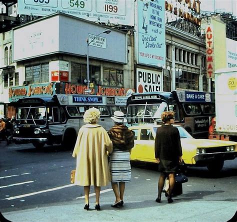 35 Incredible Color Found Photos Captured Everyday Life Of New York
