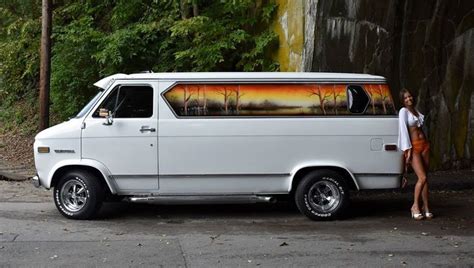 Pin By Cagdesign On 70s Chevy Vans Vintage Vans Custom Vans