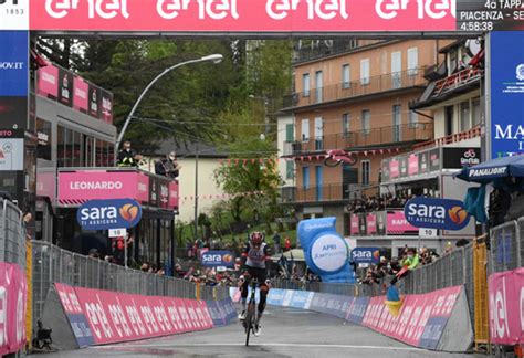 Today's stage is tailor made for the sprinters, while. 2021 Giro d'Italia stage 4 by BikeRaceInfo