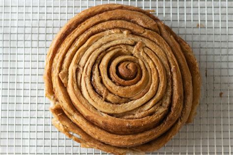 The Kollee Kitchen Giant Cinnamon Bun Cake