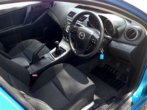 The 2011 mazda 3 provides more driving enjoyment and greater refinement than its affordable price tag would suggest. 2011 Mazda 3 Neo Sedan Manual Blue
