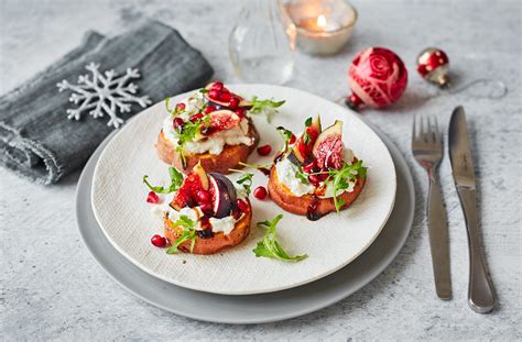 Get ready for your easiest dinner party ever, thanks to these dinner party ideas. Easy Christmas Starters | Festive Recipes | Tesco Real Food