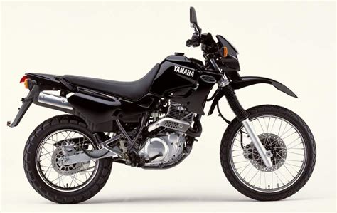 This website is not in any way connected to any of the brands or websites it links to. Yamaha XT 600E