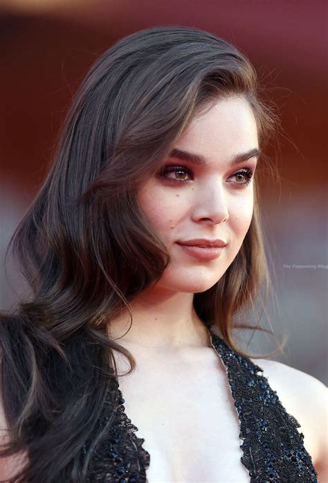 Hailee Steinfeld Nude Pics Porn And Hot Scenes 2022 Scandal Planet