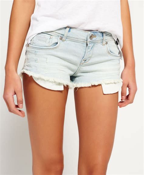 Womens Core Hot Shorts In Bleach Superdry