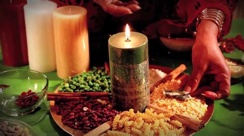Esa vela deberás quemarla durante los días siguientes del nuevo año. Estos son los rituales para recibir el Año Nuevo según tu ...