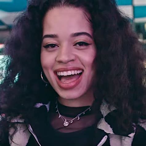 Ella Mai Gets Bood Up With A Bearded Bae In New Video