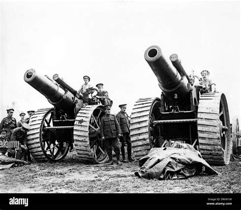 World War Two Guns On Hi Res Stock Photography And Images Alamy