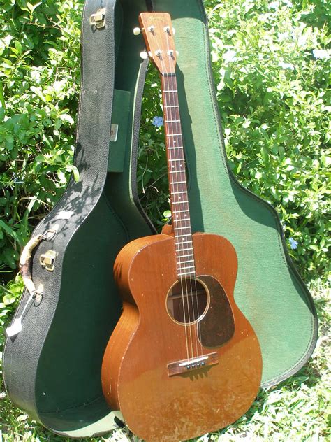 Vintage Martin Tenor Guitar 1951 0 17t Mahogany Acoustic 4 String