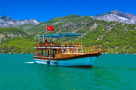 Dankzij de stranden en het warme mediterrane klimaat is antalya uitgegroeid tot één van de. Vliegtickets Turkije - goedkoop ticket Turkije | TUI fly