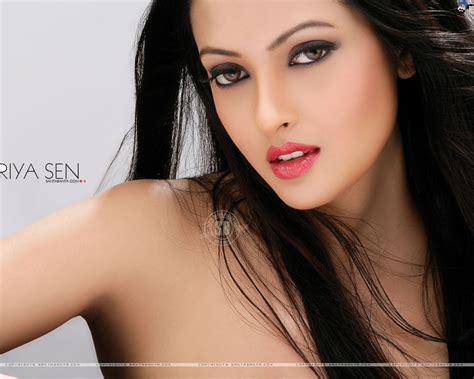 Naked Riya Sen Added 07192016 By Makhan