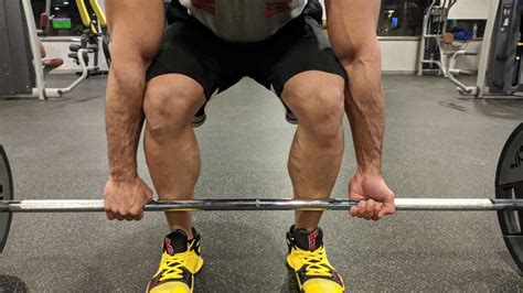 Ultimate Guide To Maximize Your Deadlift Grip 4 Exercises Musclelead