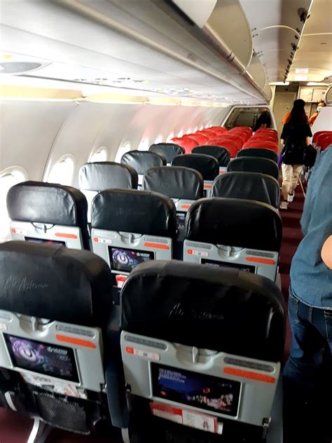 Airasia fly one stop between kuching and sibu via johor bahru. Review of Air Asia flight from Singapore to Kuching in Economy