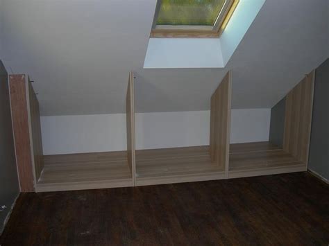 Pour votre meuble sur mesure, vous pouvez opter pour des portes en applique ou encloisonnées. Faire un dressing sur mesure avec du standard ...