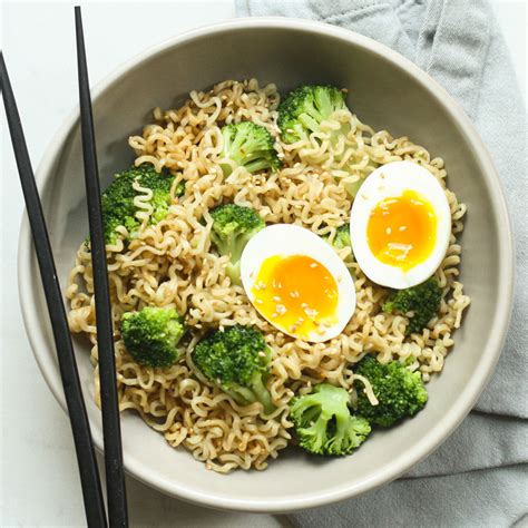 Sesame Instant Ramen Noodles With Broccoli And Soft Boiled Egg Recipe Eatingwell