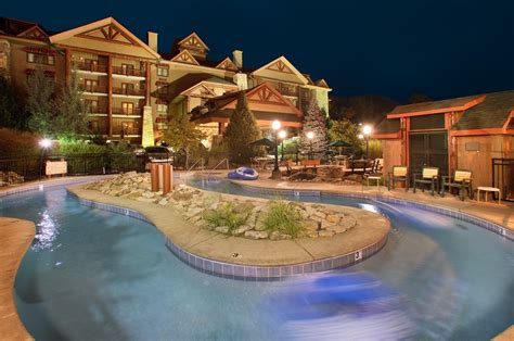 Smoky Mountains Lodging Guide Relax In Style At The Bearskin Lodge In