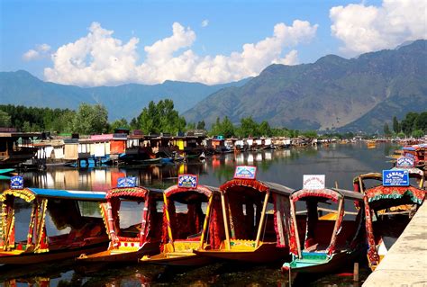 10 ‘must Things To Do And Places To Visit In Srinagar Kashmir