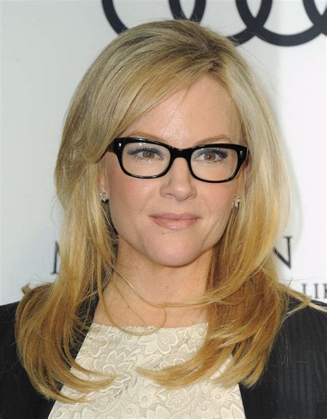 Girls Who Wear Glasses Celebrities With Glasses Rachael Harris Glasses