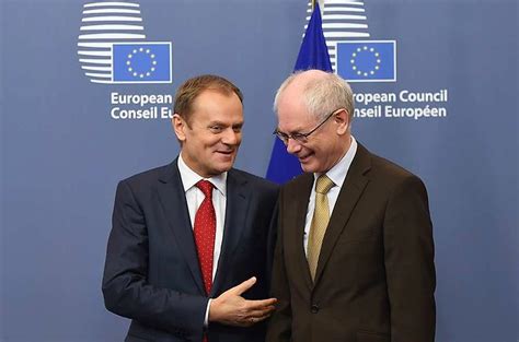 A brash and arrogant podcaster gets more than he bargained for when he travels to canada. Donald Tusk, nouveau président du Conseil européen ...