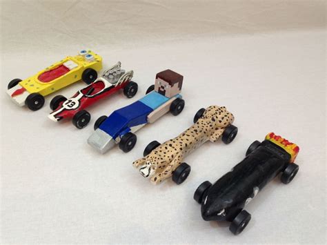 Check out these pinewood derby car designs and start carving your boxcar today! Awesome Pinewood Derby Cars