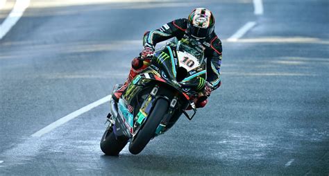 Isle Of Man Tt Hickman Quickest With 133797 Mph Lap On Thursday