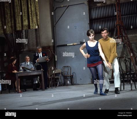 Barbra Streisand As Fanny Brice Funny Girl 1968 Walter Pidgeon As