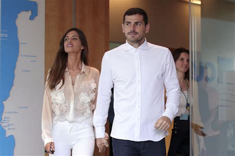 Iker Casillas Y Sara Carbonero Vuelven A Negar Su Separaci N Chic