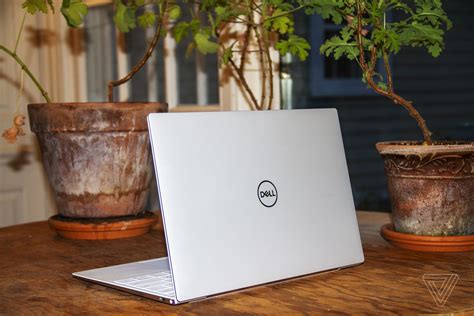 Dell Xps 13 Late 2020 Review Greatness Refined The Verge