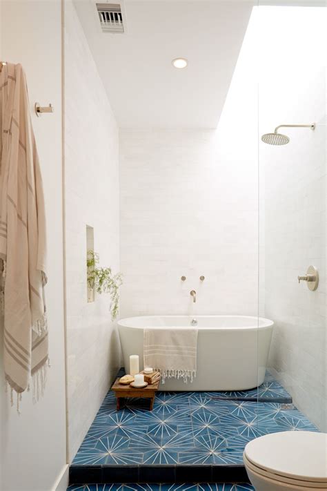 It is also a rule that many. 10 Pro Tips For Your Most Stylish Small Space Ever | Small ...