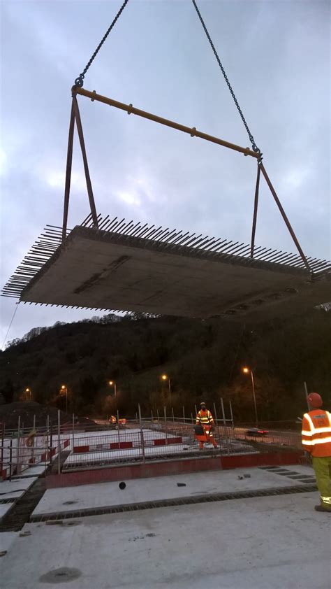 A465 Section 2 Precast Bridge Deck Team Constructing Excellence